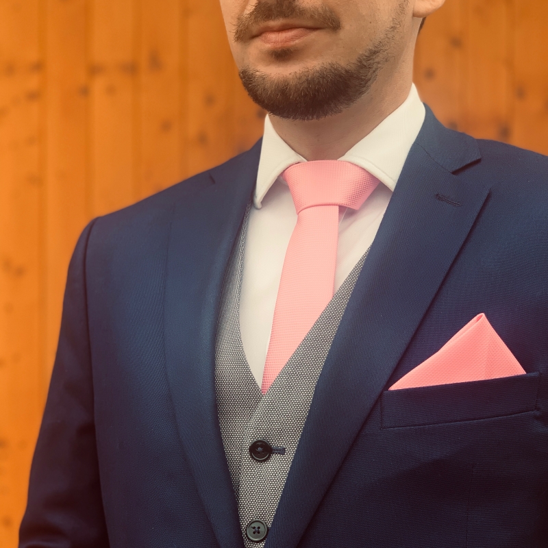 Růžový set kravata, motýlek, kapesník a manžetové knoflíčky Plaid
