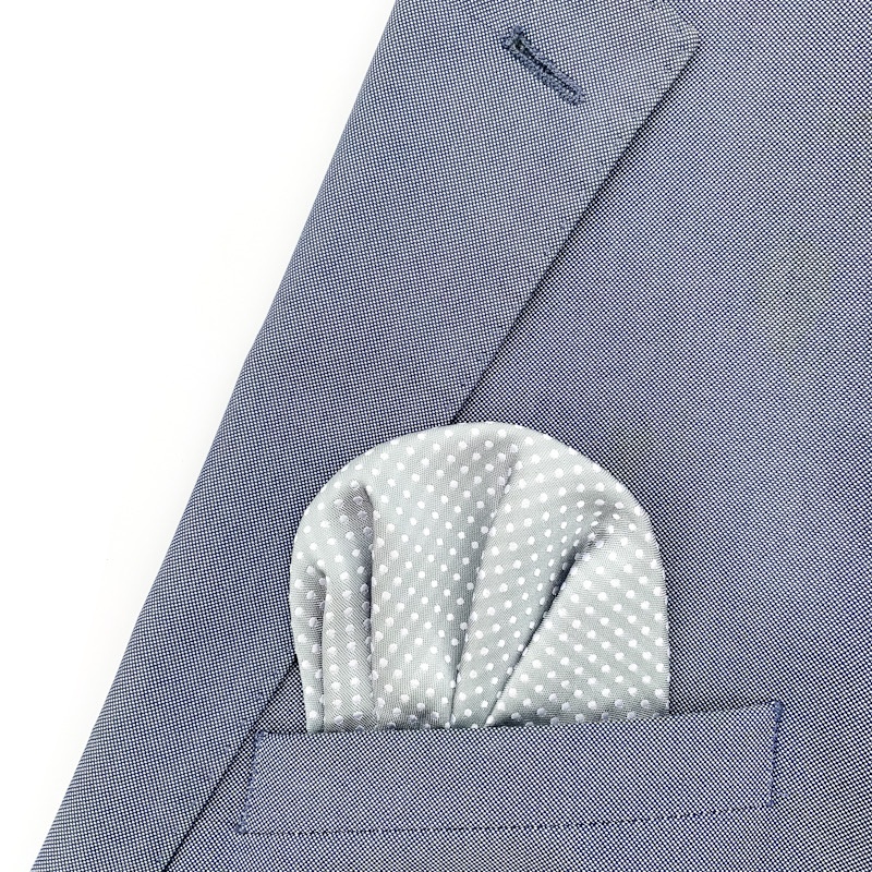 Šedo - bílý kapesník do saka Dots