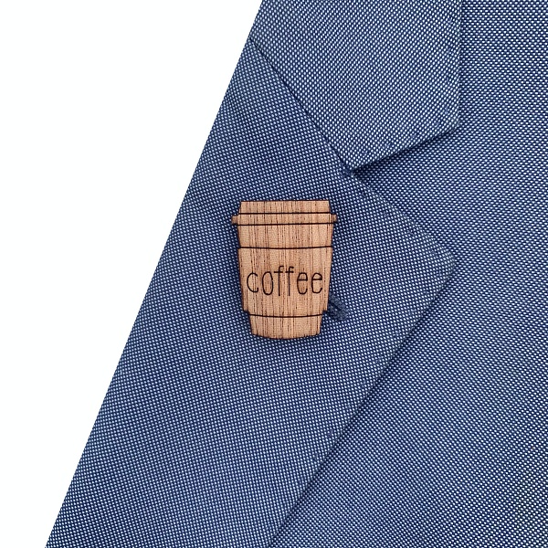 Dřevěná brož Káva v kelímku 