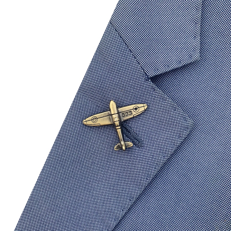 Vintage zlatá brož Stíhačka Spitfire I. 
