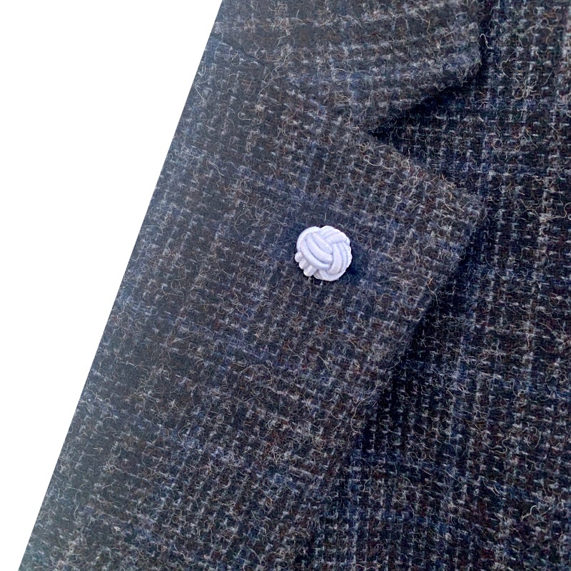 Bílá ozdoba klopy saka Ball plastic