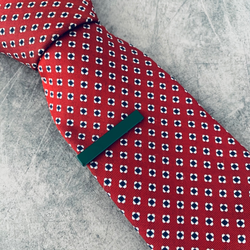 Zelená matná spona na kravatu Matte - 4 cm 