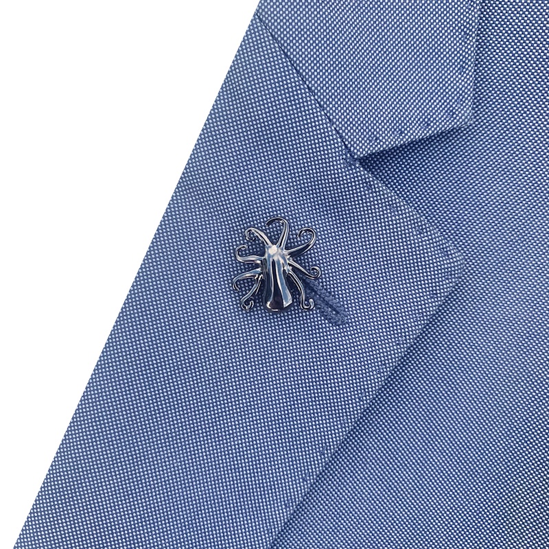 Šedá brož Chobotnice 