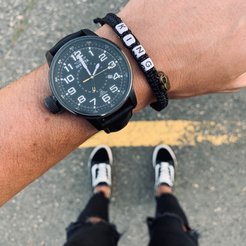 Černo - bílý set pánský a dámský náramek King and Queen