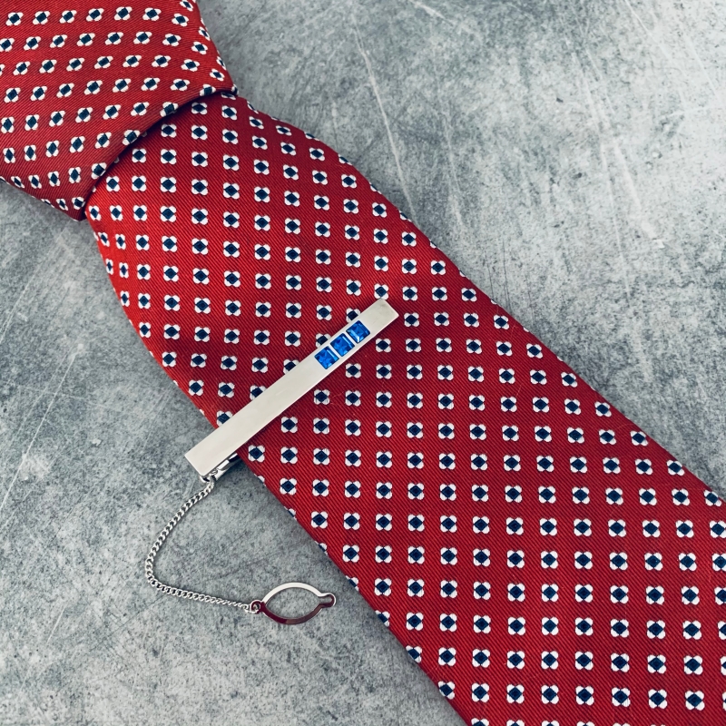 Stříbrno - modrá spona na kravatu 3 Crystals 