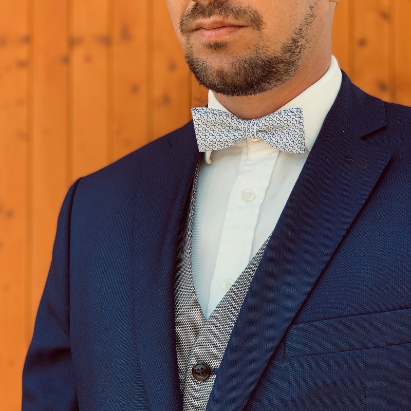 Bílo - modrý motýlek Čiré brýle 