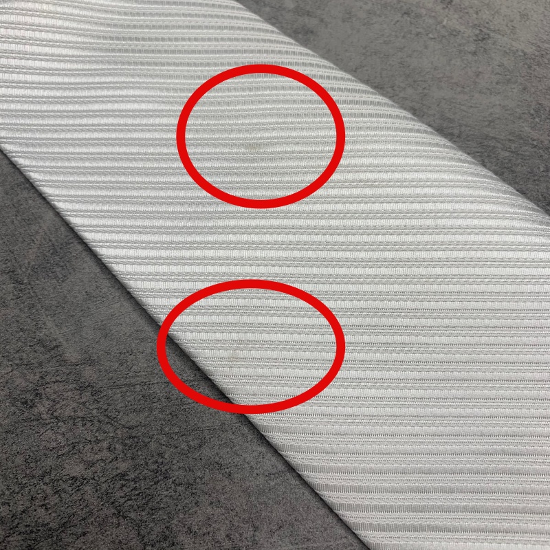 Bílá kravata Stripe - II. jakost