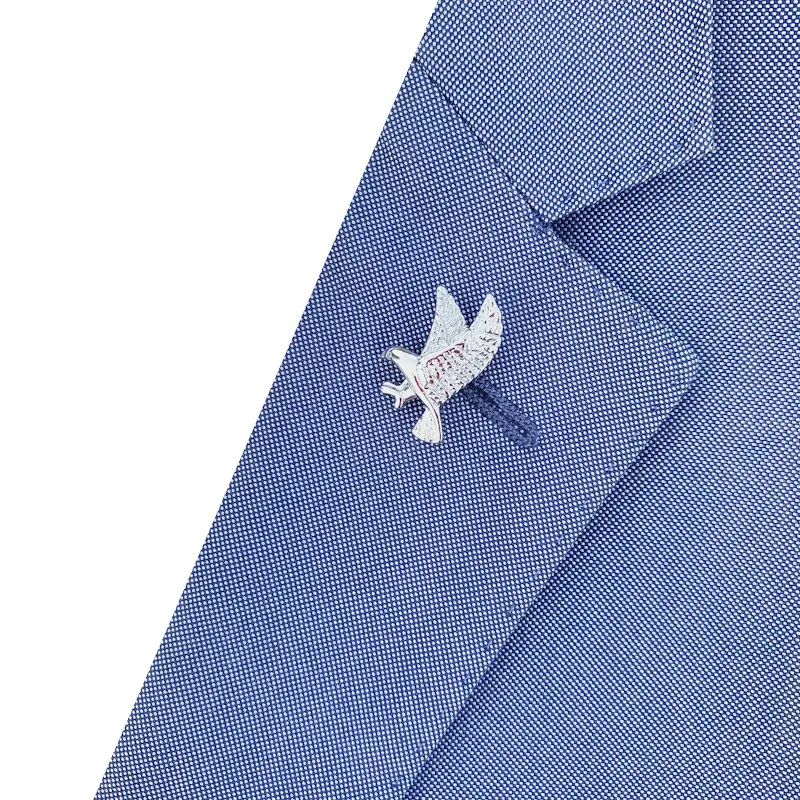 Stříbrná brož Létající orel 