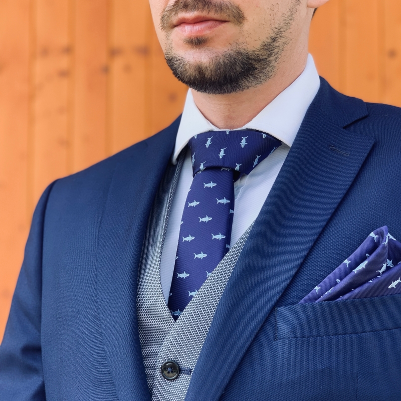 Modrý set - kravata, motýlek a kapesník Žralok 