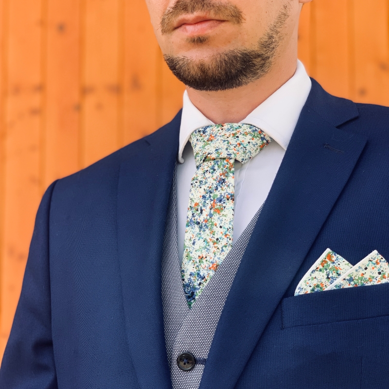 Bílý set kravata, motýlek a kapesník Popart