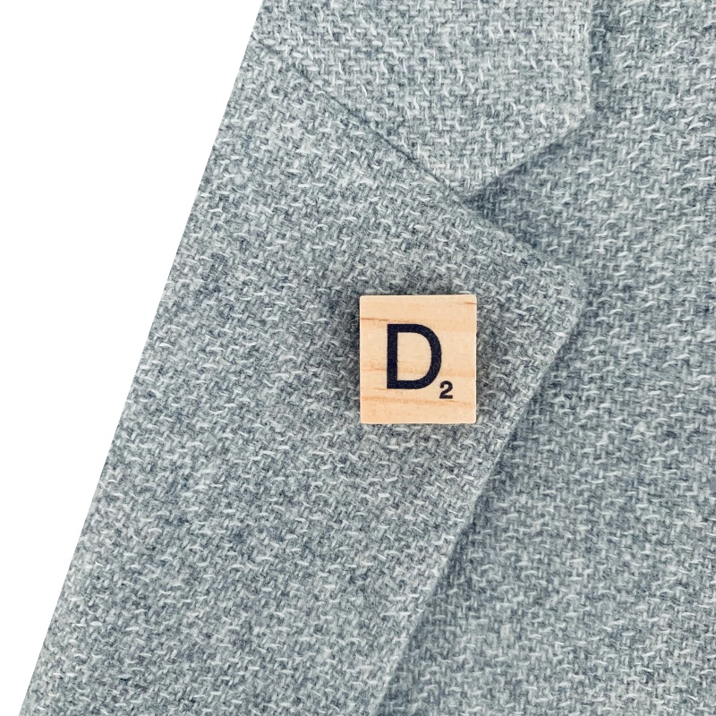 Brož Scrabble písmeno D