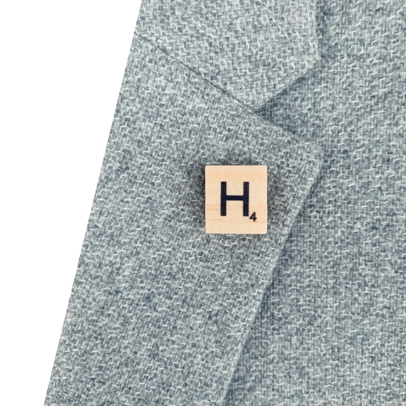 Brož Scrabble písmeno H