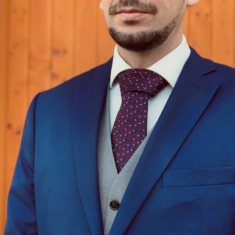 Modro - červená kravata Podkova 