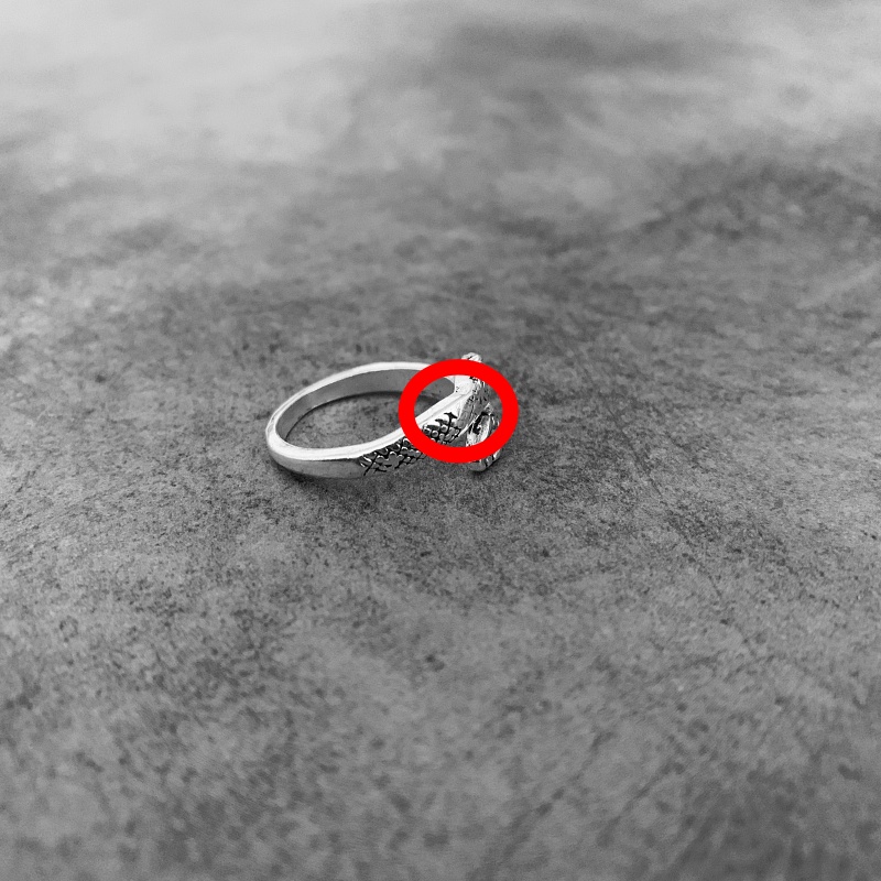 Stříbrno - černý prsten 2 Zmije - II. jakost