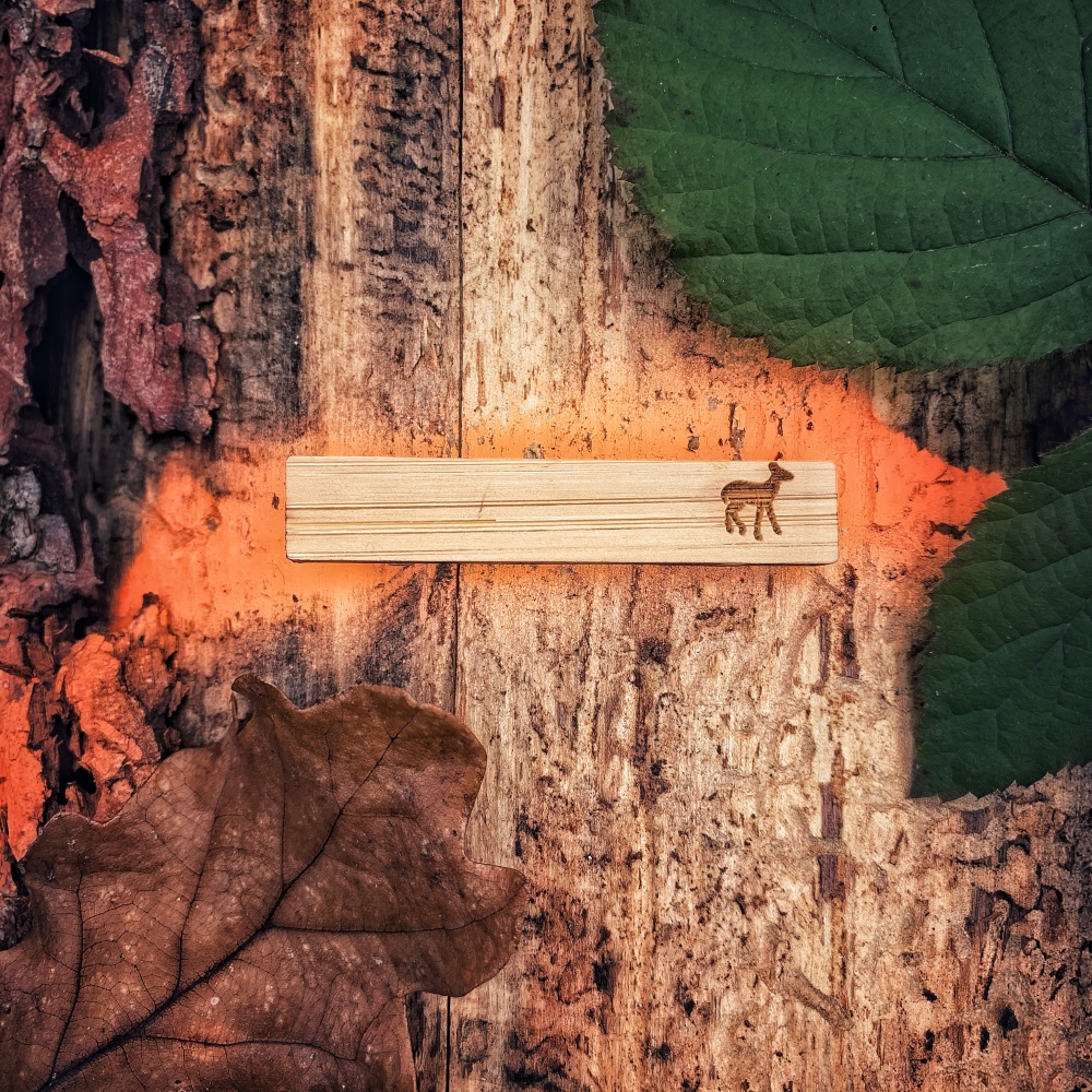 Dřevěná spona na kravatu Srna I.