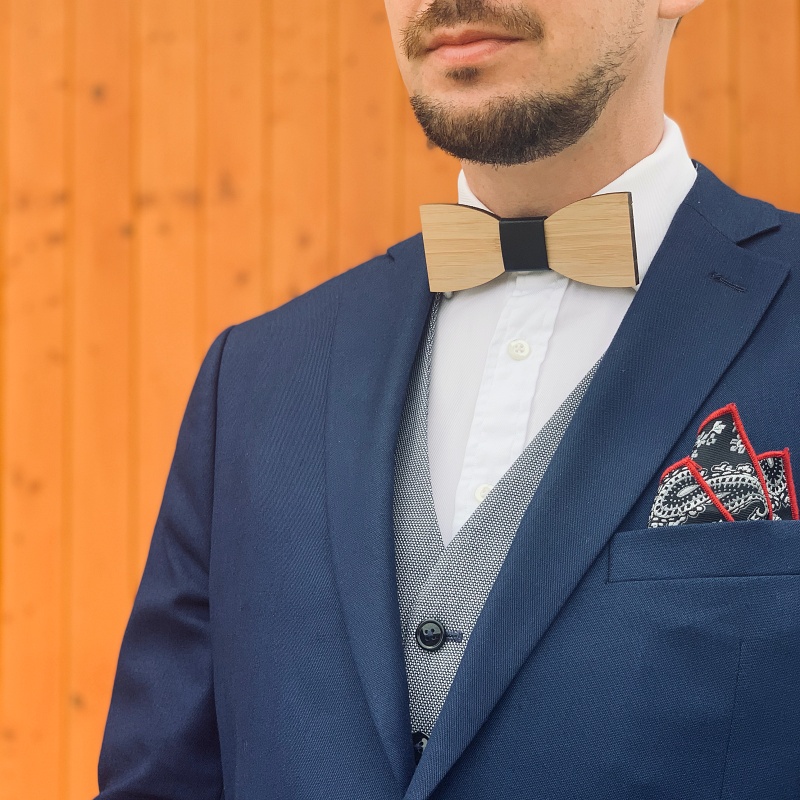Dřevěný pánský motýlek Klasik Leather III.