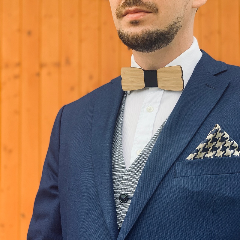 Dřevěný pánský motýlek Klasik Leather IV.