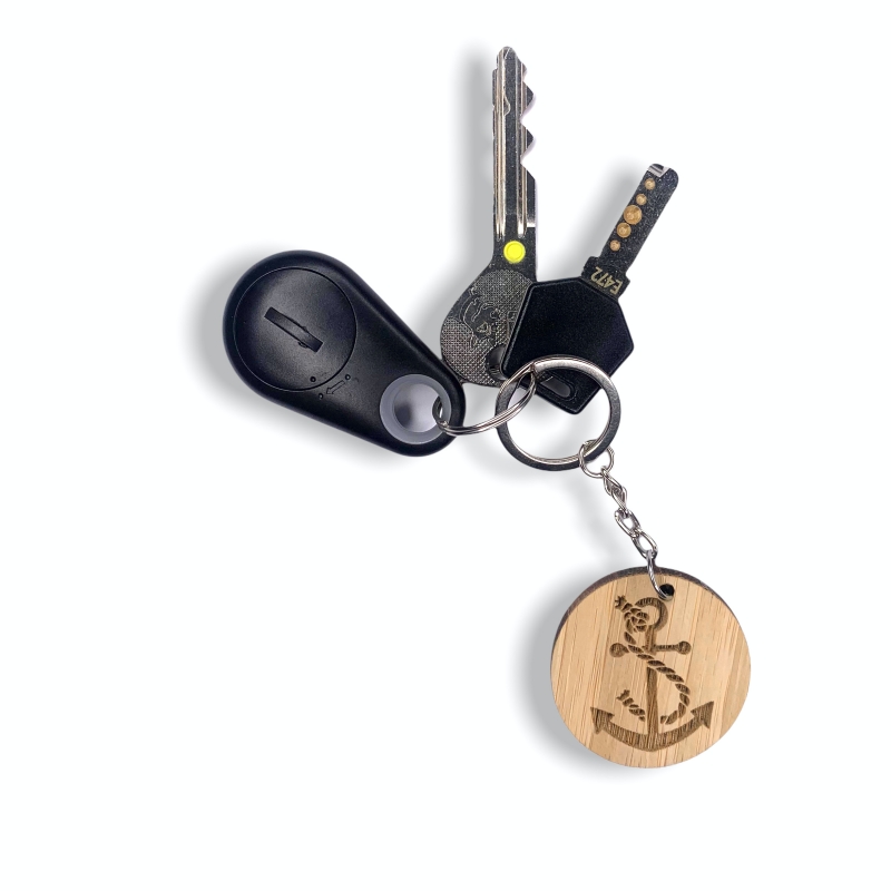 Dřevěná klíčenka Kotva s lanem