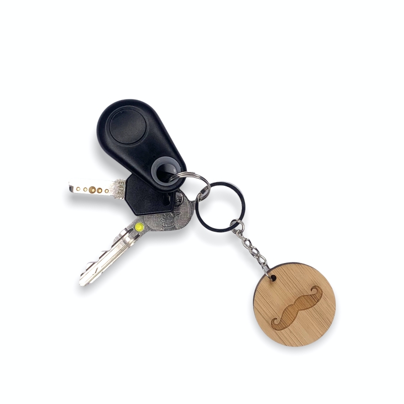 Dřevěná klíčenka Knír