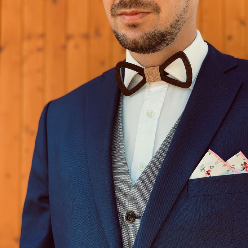 Dřevěný pánský motýlek Vrtule Korek 