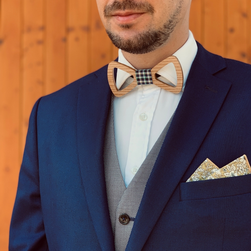 Dřevěný pánský motýlek Vrtule Color 