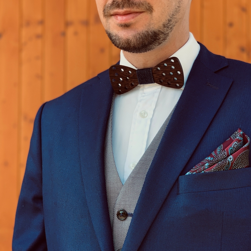 Dřevěný pánský motýlek Small Dot Denim 