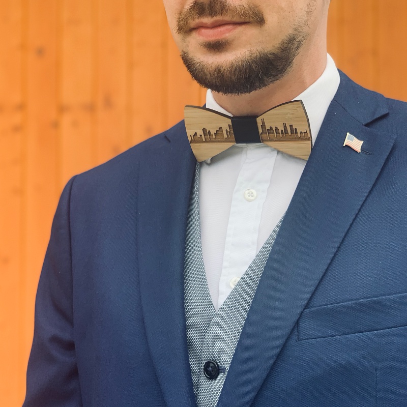 Dřevěný pánský motýlek Klasik Chicago