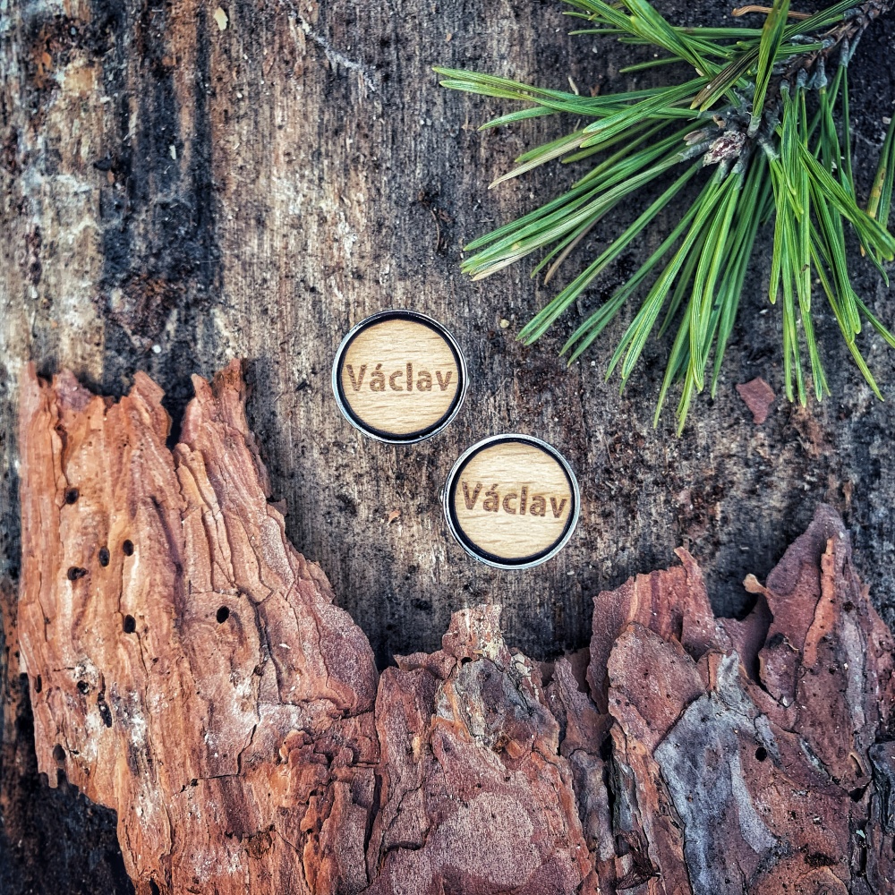 Dřevěné manžetové knoflíčky Václav