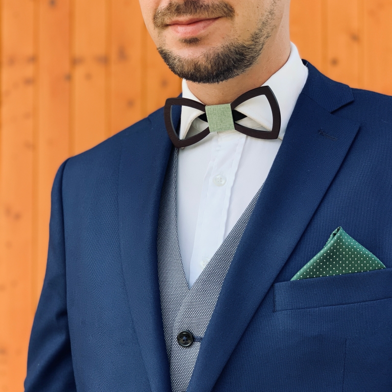 Dřevěný pánský motýlek Mahoosive Vrtule - zelená II.