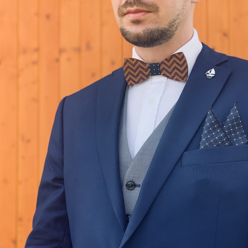 Dřevěný pánský motýlek Mahoosive Cik - Cak křížky