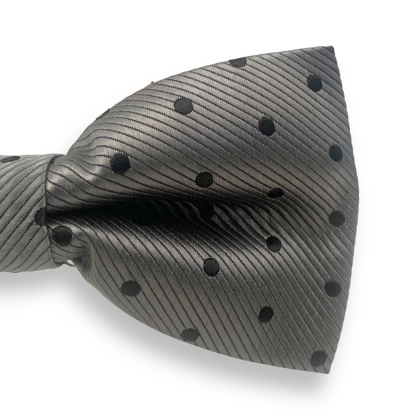 Šedý motýlek Black dot 