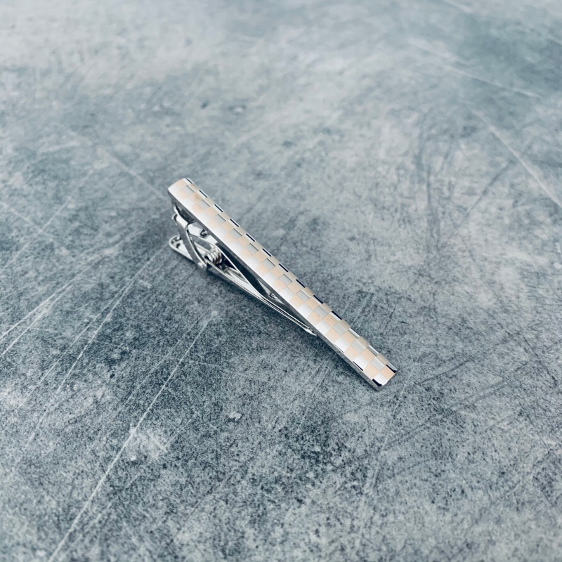 Stříbrná spona na kravatu Šachovnice 