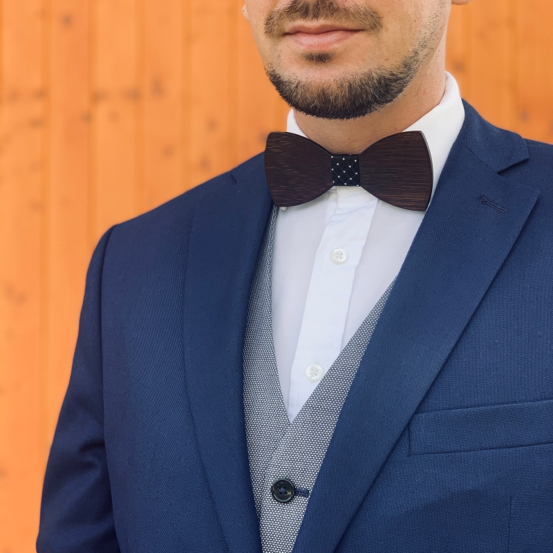 Dřevěný pánský motýlek Mahoosive Classic Stars 