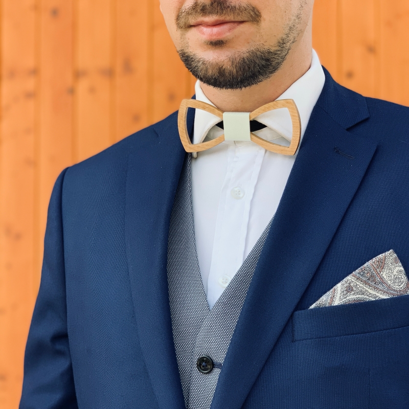 Dřevěný pánský motýlek Mahoosive Vrtule - žluťásek