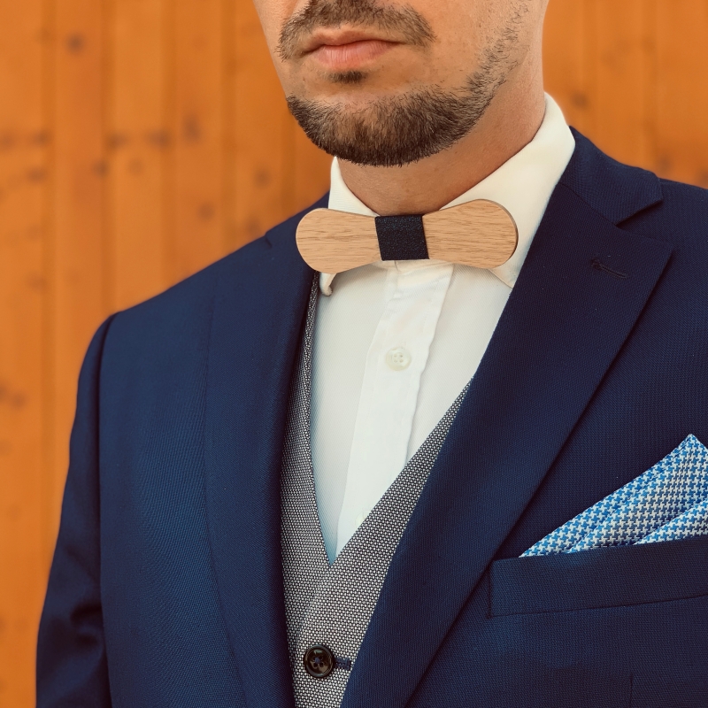 Dřevěný pánský motýlek Mahoosive Lollipop - night 