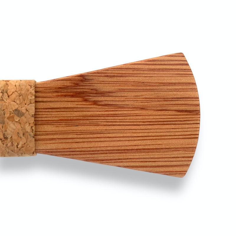 Dřevěný pánský motýlek Mahoosive Longer - korek 