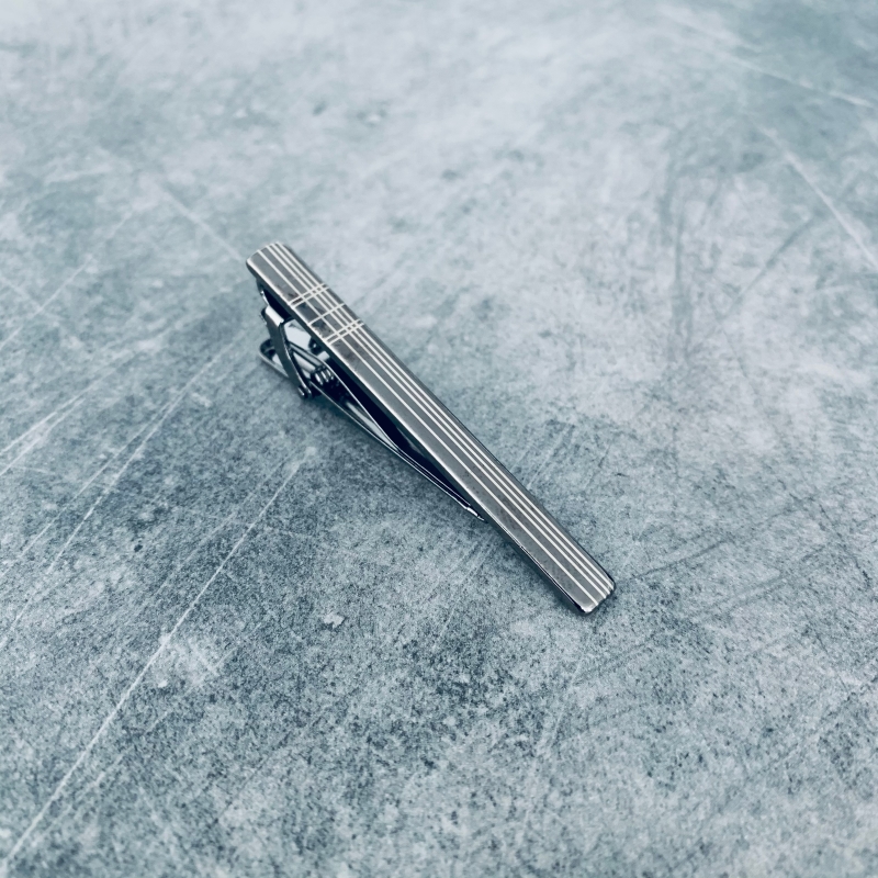 Spona na kravatu Elegant lines