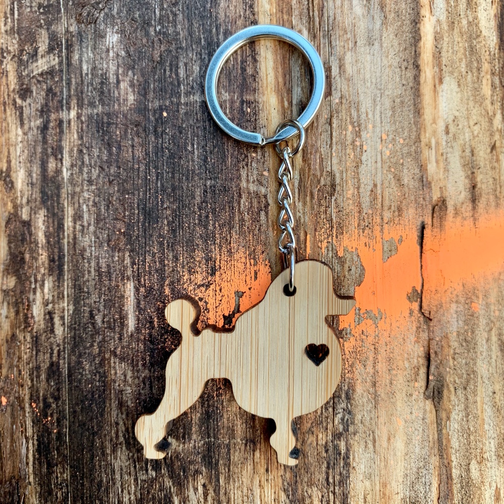 Dřevěná klíčenka Pudl 