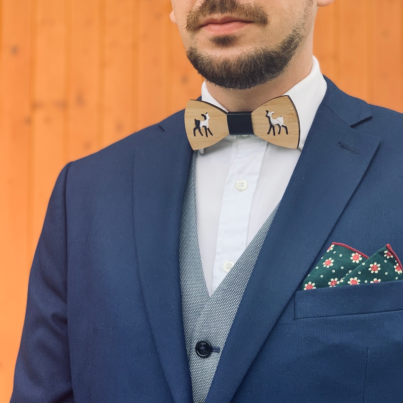 Dřevěný pánský motýlek Srnka 