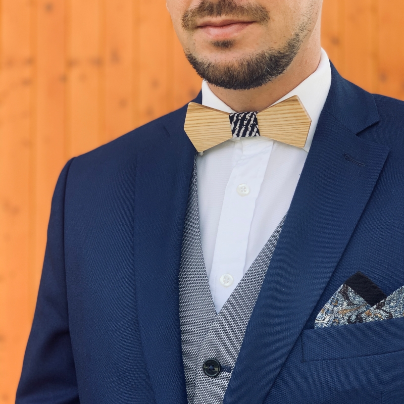 Dřevěný pánský motýlek Slim Zebra 