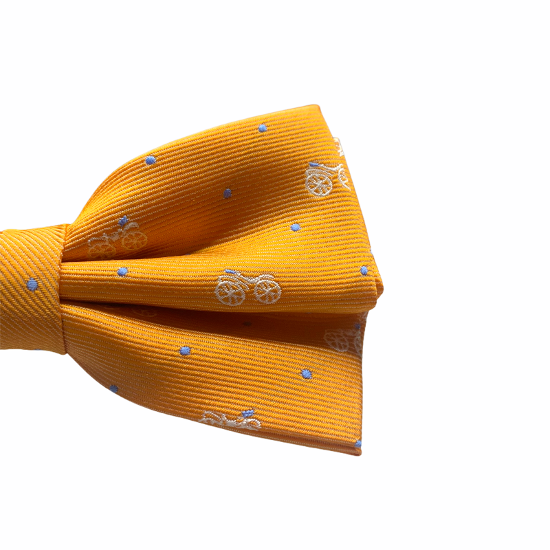 Oranžový motýlek Kočár