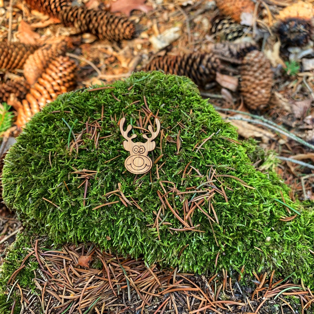 Dřevěná brož Sob Rudolf 