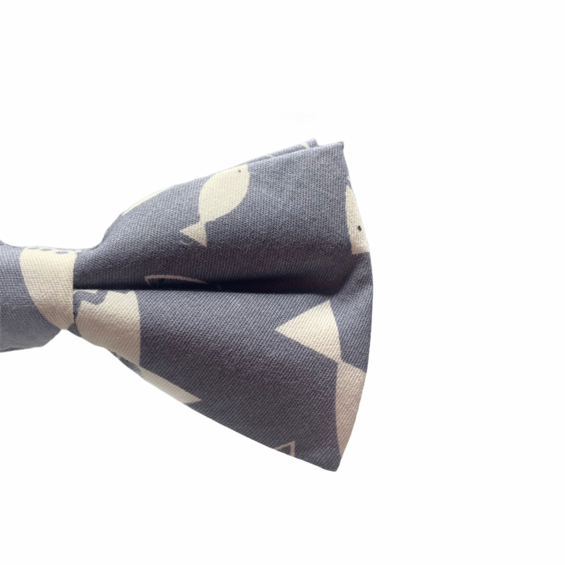 Šedý motýlek Ryby