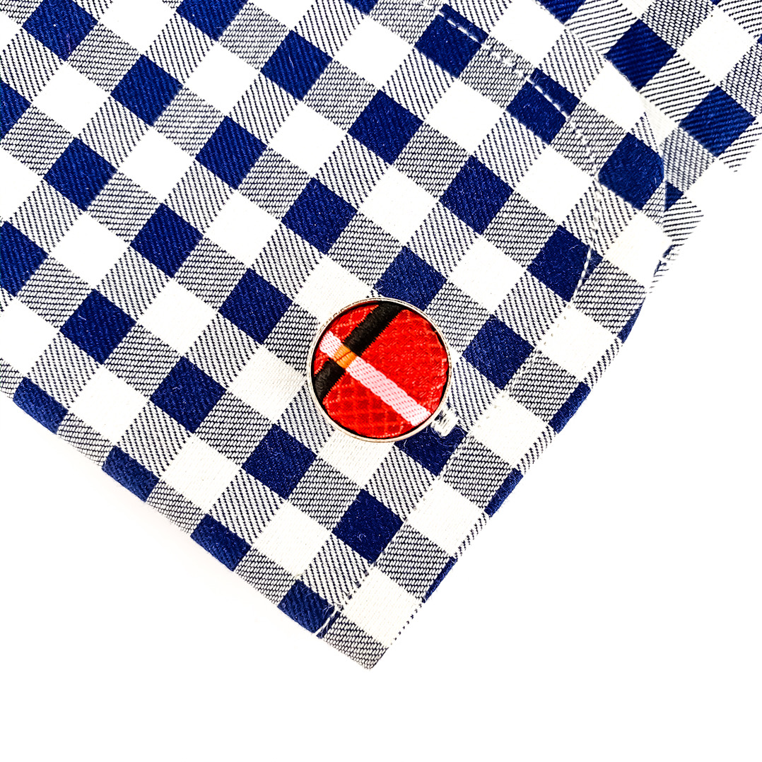 Červený set kravata, kapesník a manžetové knoflíčky Mřížka