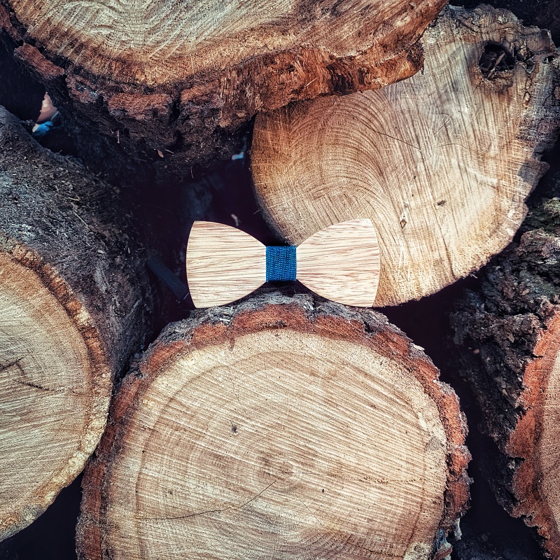 Dřevěný pánský motýlek Classic stripes - jeansák