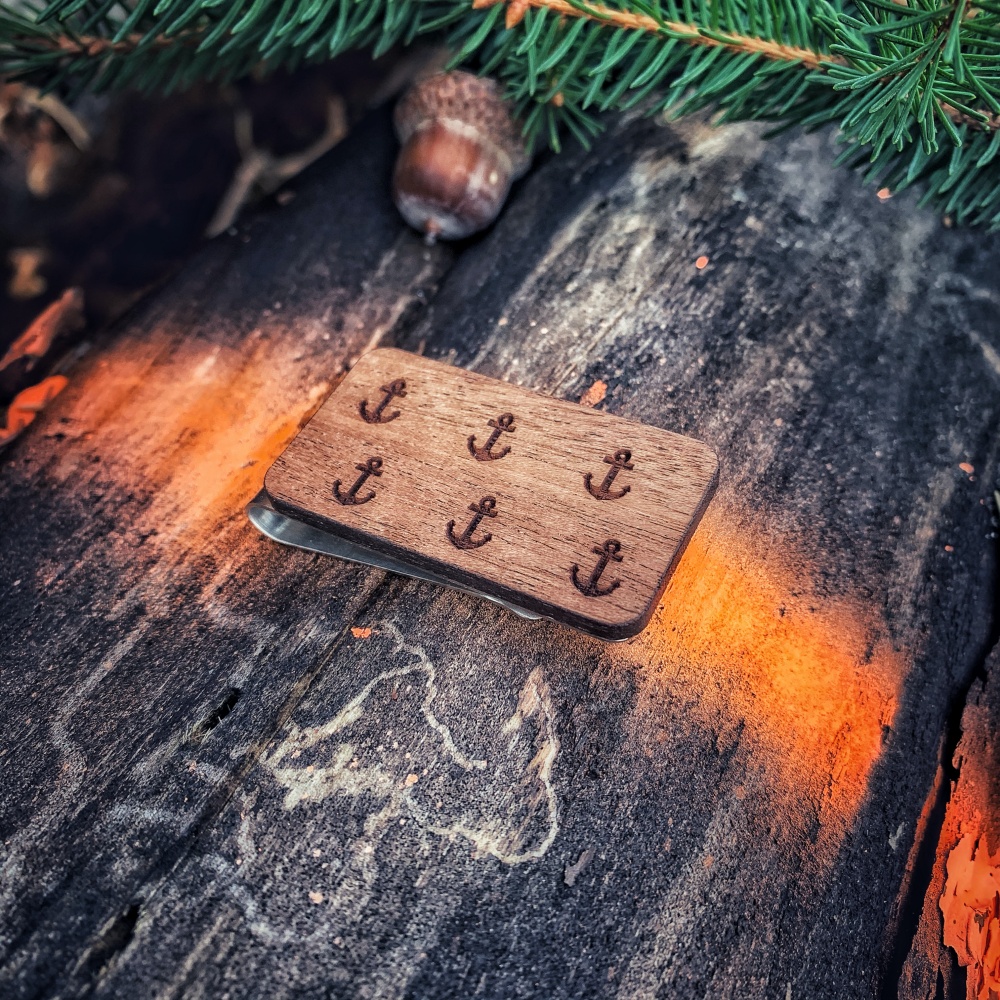 Dřevěná spona na peníze Wood Kotva