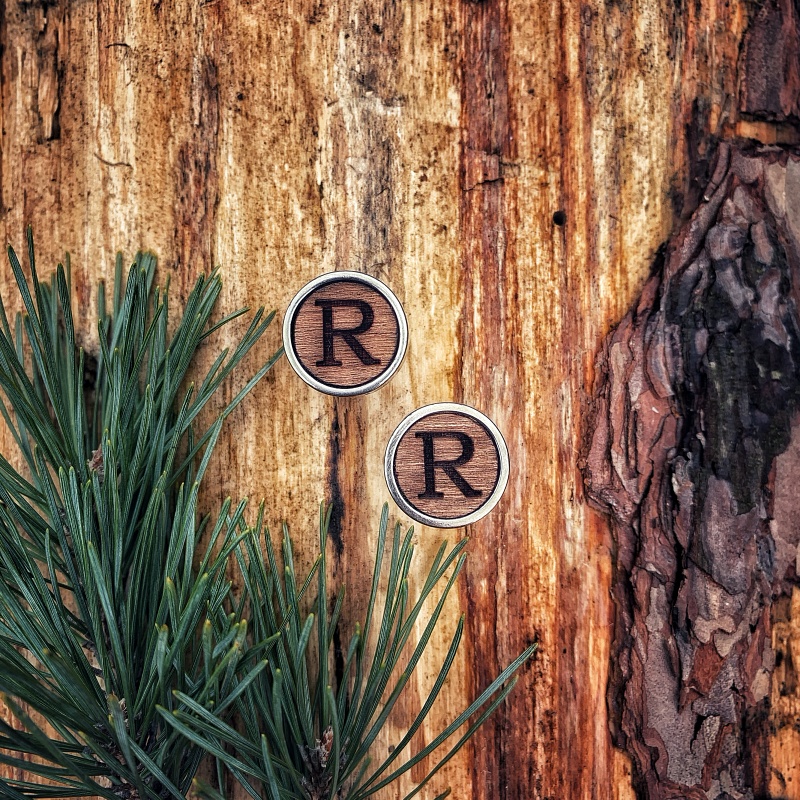 Dřevěné manžetové knoflíčky Wood Iniciál R