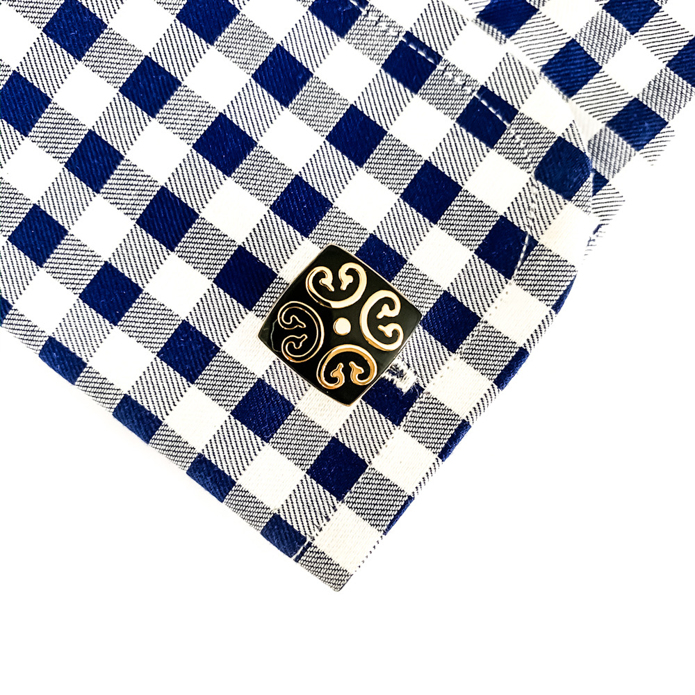 Černo - zlatý set - spona na kravatu a manžetové knoflíčky Ornament 