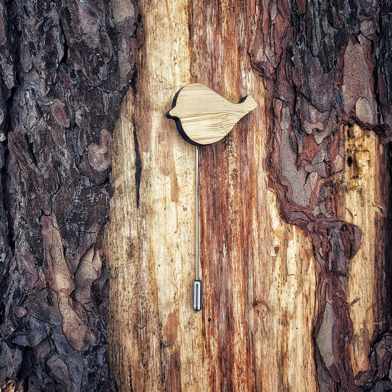 Dřevěná brož Pták II. 