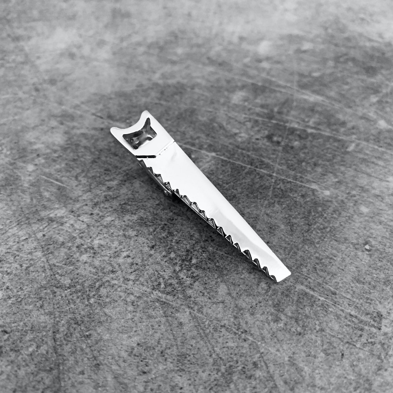 Spona na kravatu Pila 